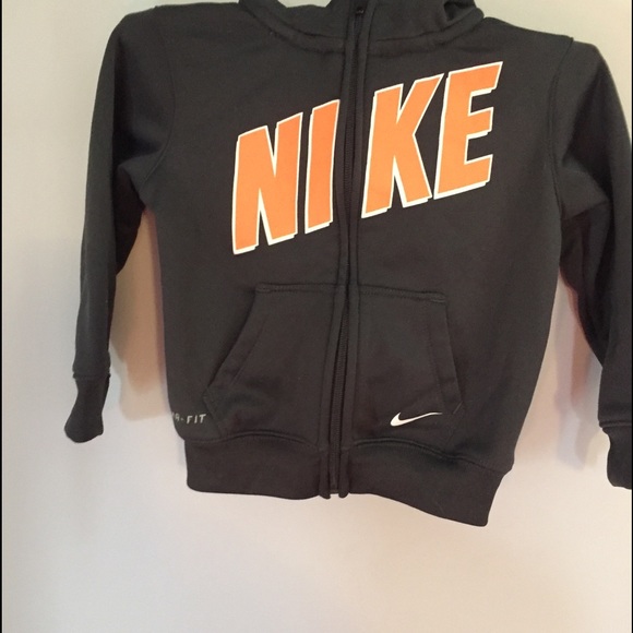 Toddlers Nike Hoodie - Picture 2 of 6